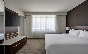 Calgary Airport Marriott In-Terminal Hotel